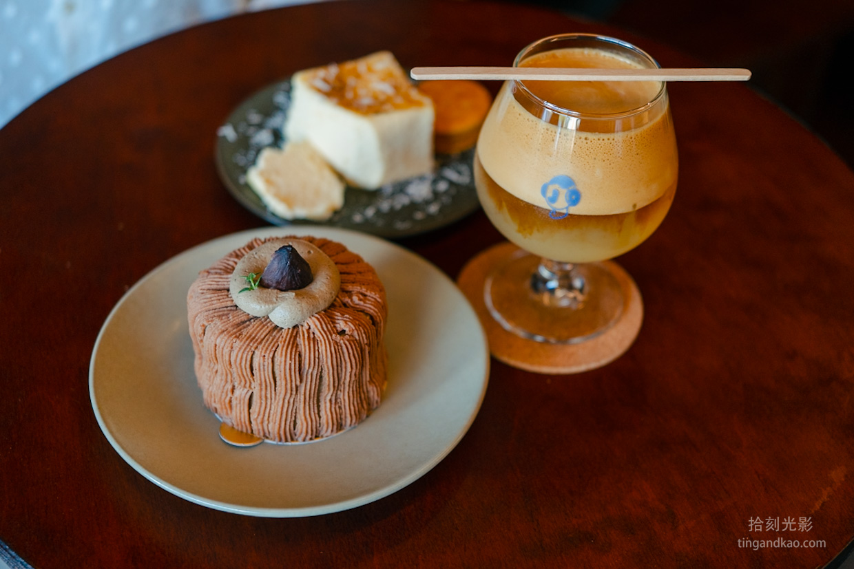 JOTTO pastry and records