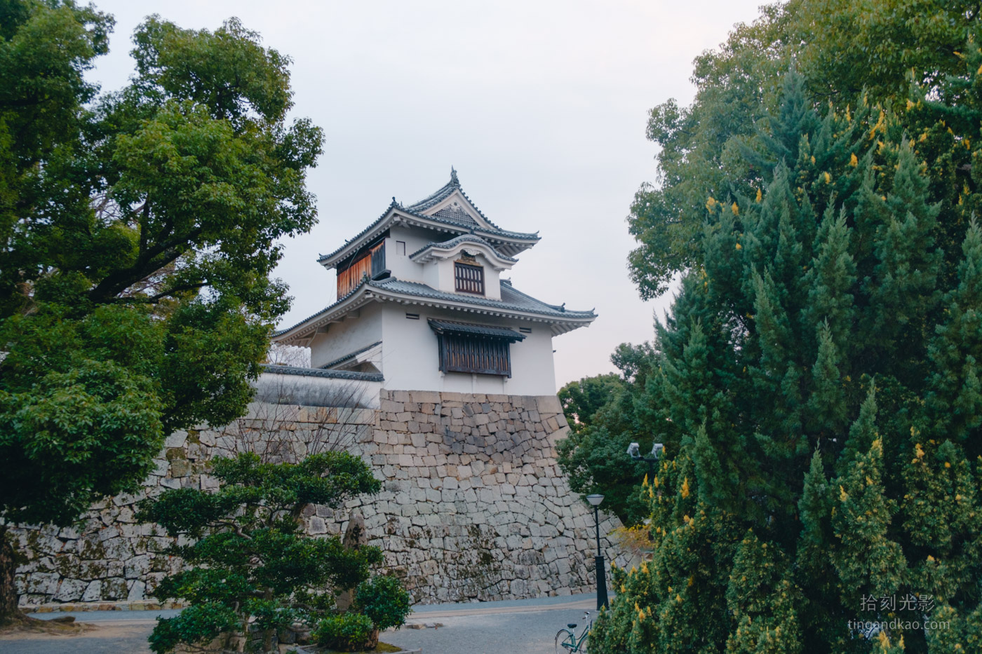 岡山城攻略｜烏城參觀指南