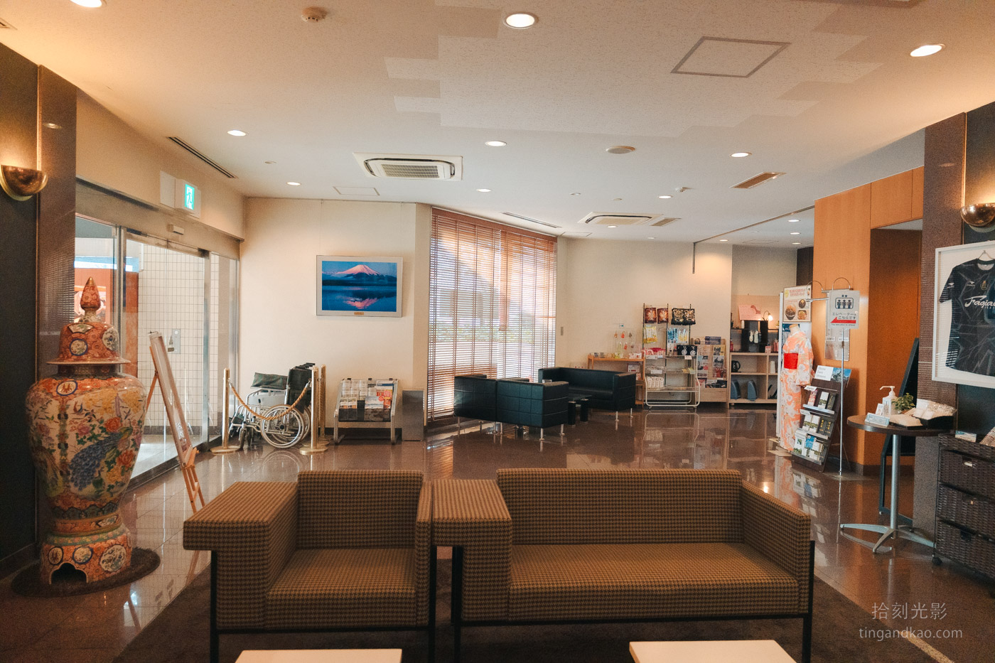 岡山城美食｜烏城咖啡廳 岡山B級美食蝦飯