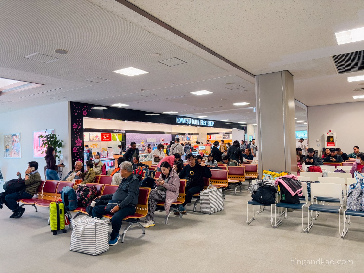 小松機場攻略2026|交通巴士時刻、免稅店、必買伴手禮完整指南 - 第20張圖 小松機場 出境免稅店