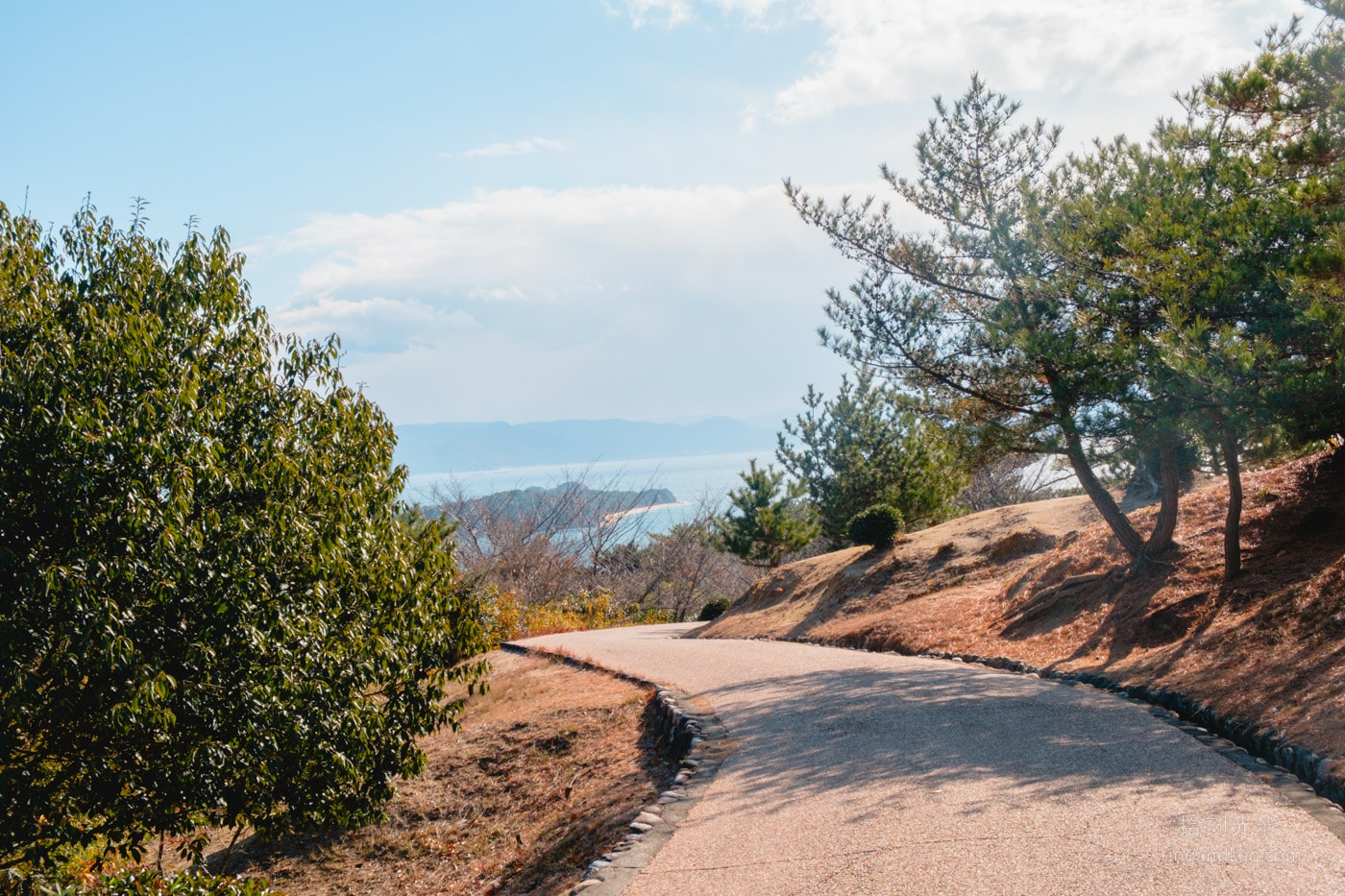 通往鷲羽山上頂路徑