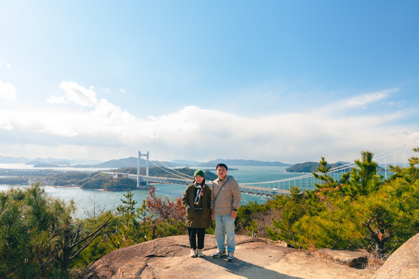 和鷲羽山第二展望台瀨戶大橋全景合影