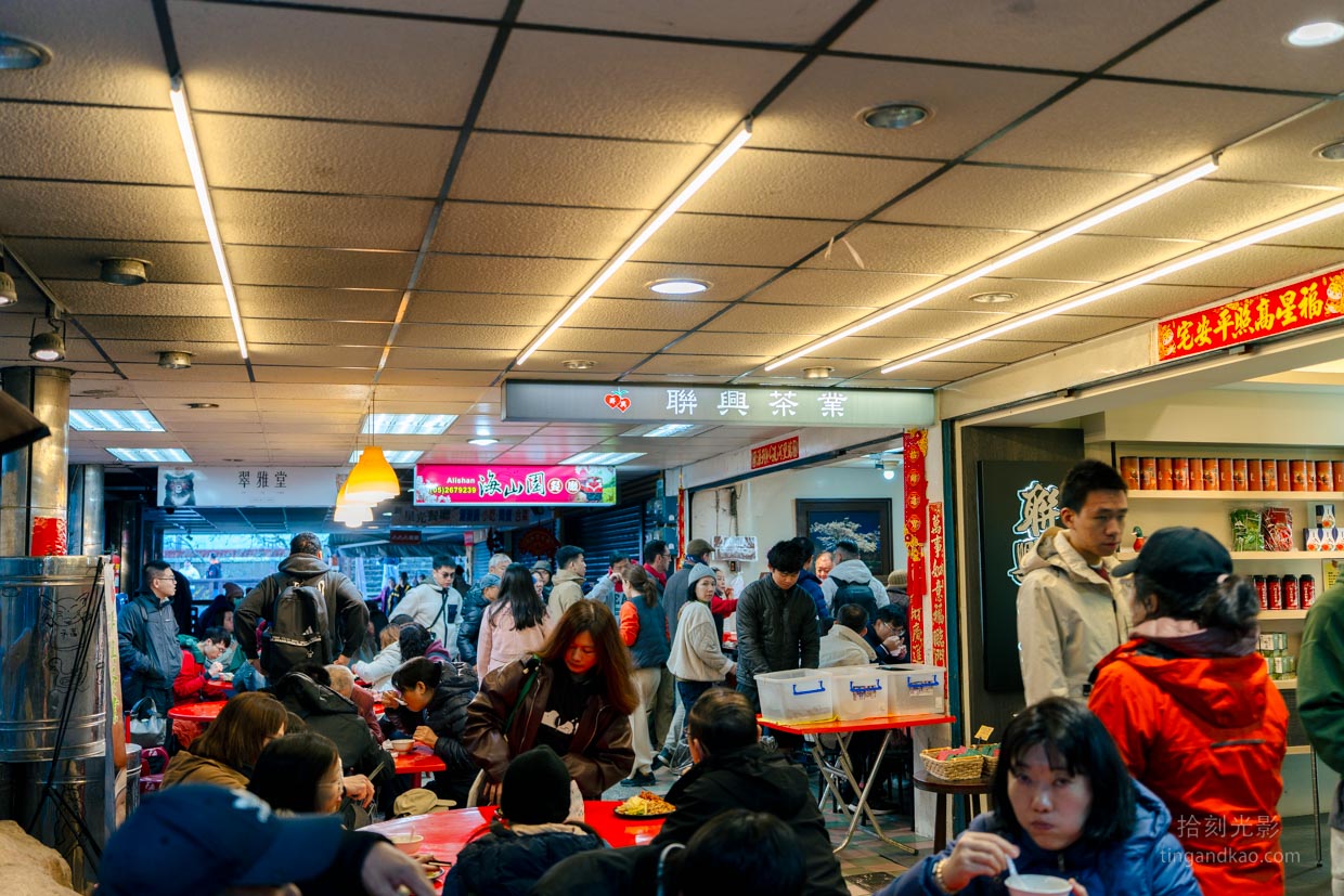阿里山萬國別館 2026|平價住宿開箱、日出包車行程、房間、價格完整介紹 - 第28張圖 萬國別館早餐合作餐廳用餐環境