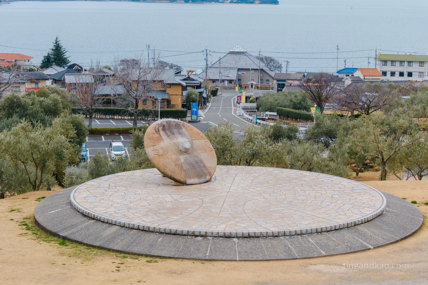 小豆島自由行攻略|交通、租車、景點、美食、住宿一篇整理 - 第33張圖 小豆島橄欖公園 圓形舞台