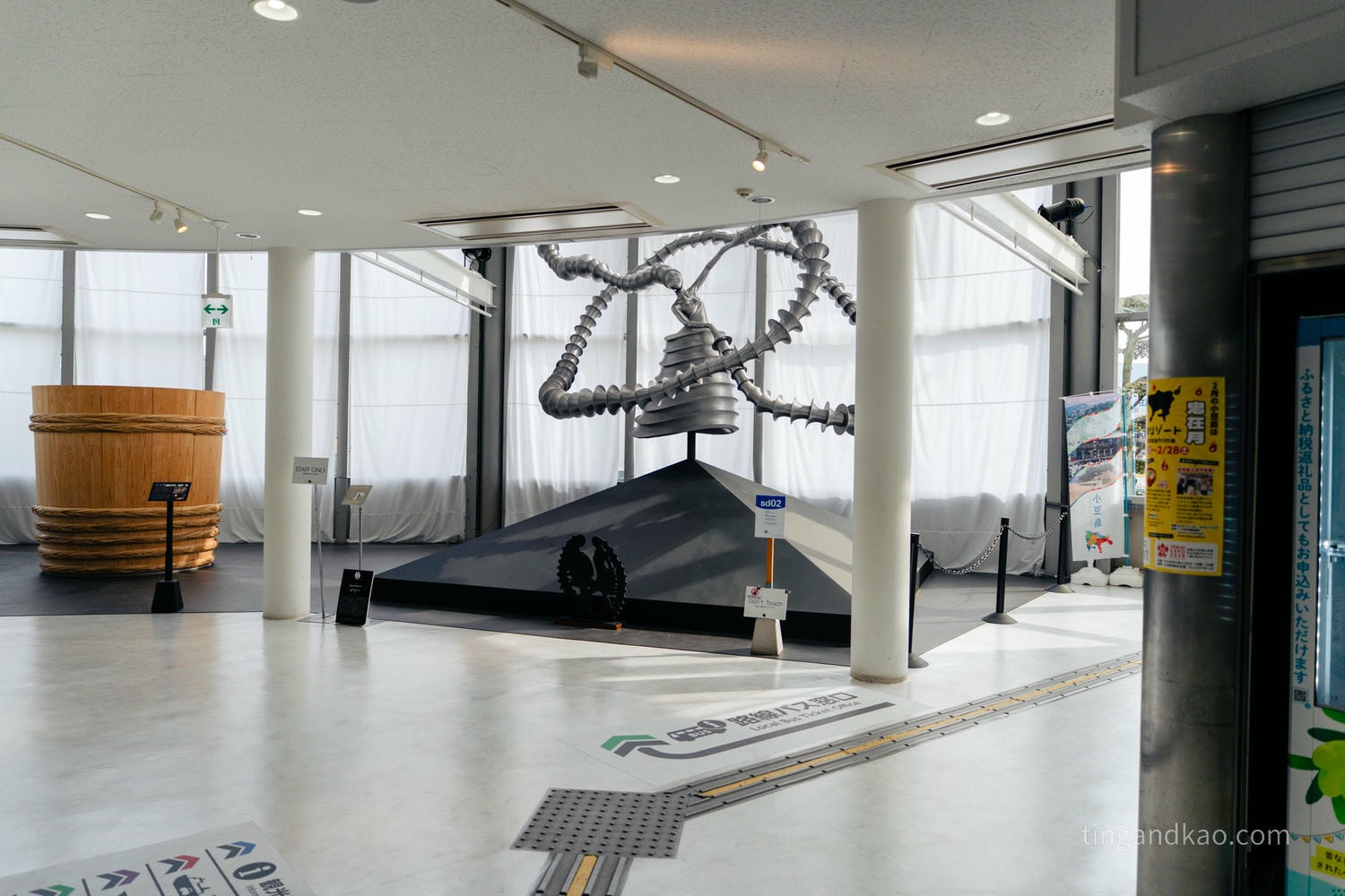 小豆島自由行攻略|交通、租車、景點、美食、住宿一篇整理 - 第19張圖 小豆島 東之所渡輪輪碼頭 作品
