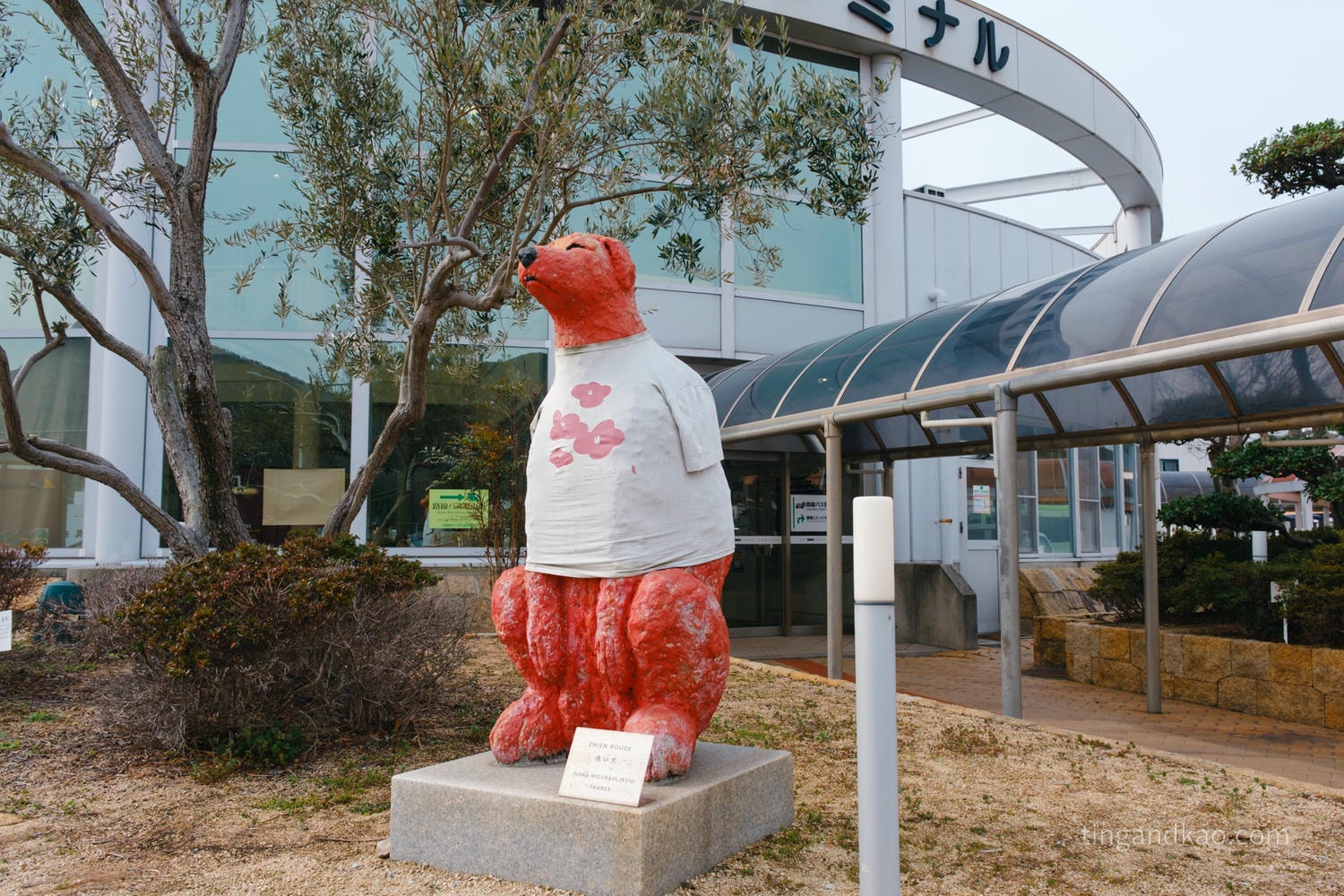 小豆島 | 土庄港 東之所渡輪輪碼頭 | 作品與設施 (土庄港ターミナルビル) - 第3張圖 小豆島 | 土庄港 東之所渡輪輪碼頭 | 作品與設施 (土庄港ターミナルビル)