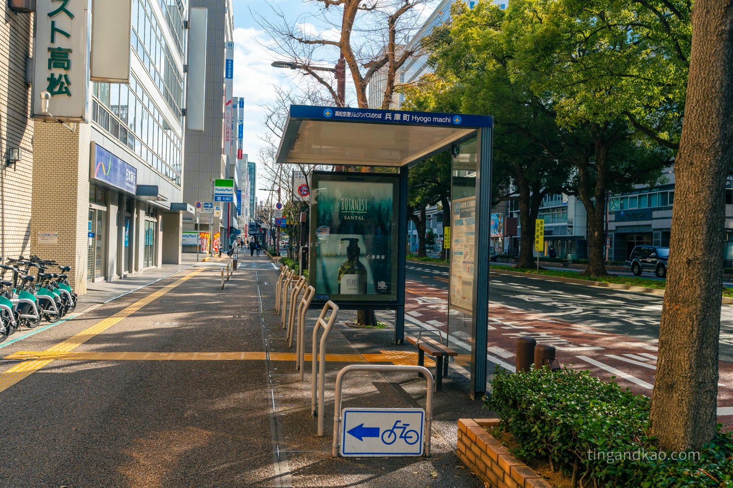 高松機場攻略 2026|交通巴士、設施、免稅店、必買伴手禮完整指南 - 第15張圖 巴士等候處