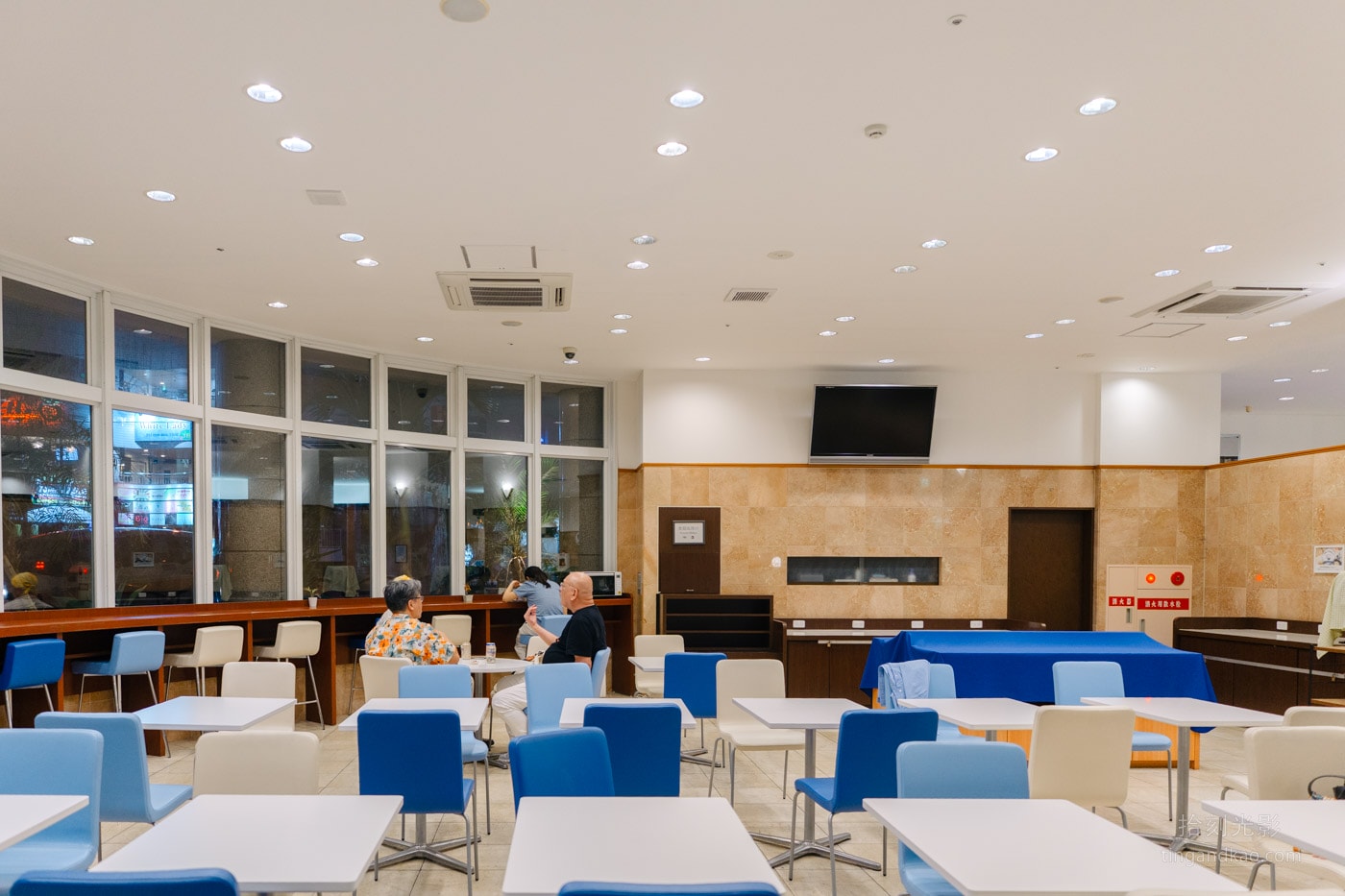 沖繩那霸 東橫 INN 旭橋駅前 交誼廳