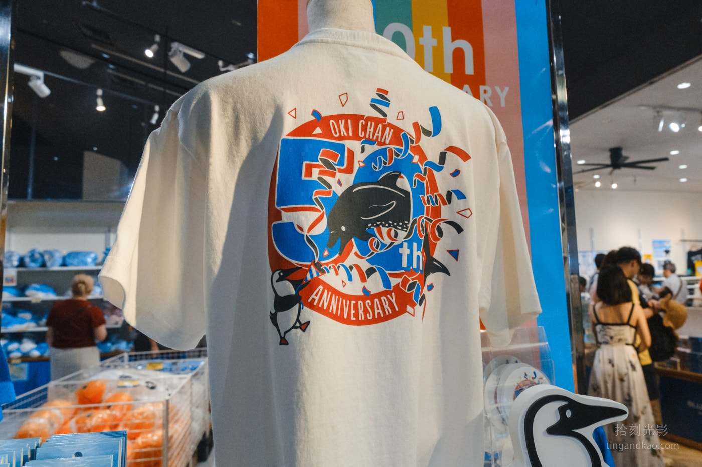 2026 沖繩美麗海水族館完整攻略|門票、交通、必看展區一次整理 - 第35張圖 沖繩美麗海水族館 Blue Manta 紀念T