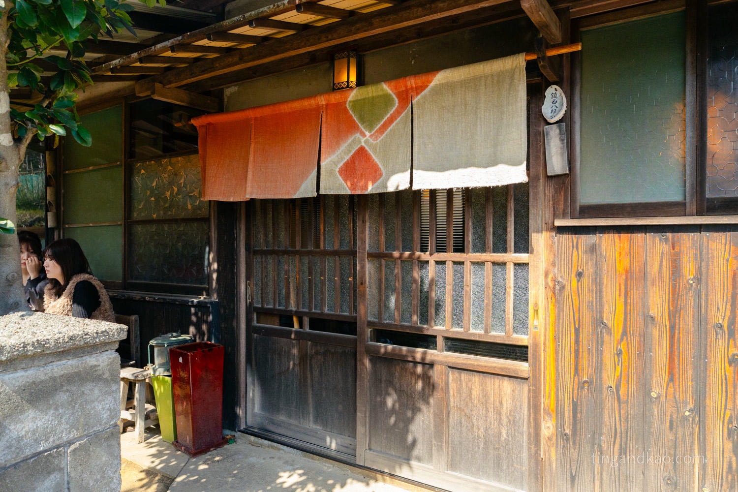直島美食|カフェサロン中奥:古民家咖啡廳裡的直島最好吃咖哩蛋包飯 - 第6張圖 直島美食|カフェサロン中奥:古民家咖啡廳裡的直島最好吃咖哩蛋包飯