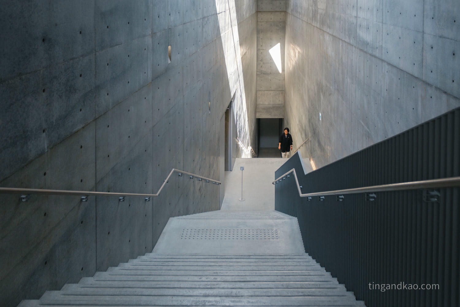 直島景點|直島新美術館:安藤忠雄✕亞洲當代藝術的全新地標 - 第16張圖 直島景點|直島新美術館:安藤忠雄✕亞洲當代藝術的全新地標