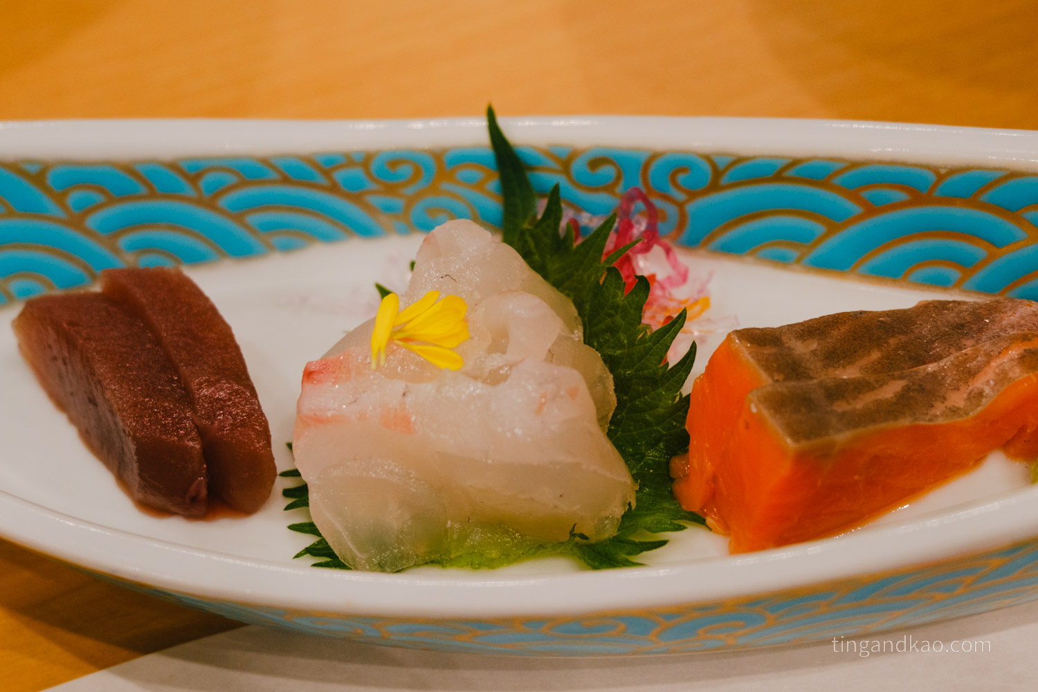 小豆島住宿推薦|天空飯店海廬:海景溫泉、一泊二食全紀錄 - 第70張圖 天空飯店 海廬 晚餐 鮮魚三種拼盤