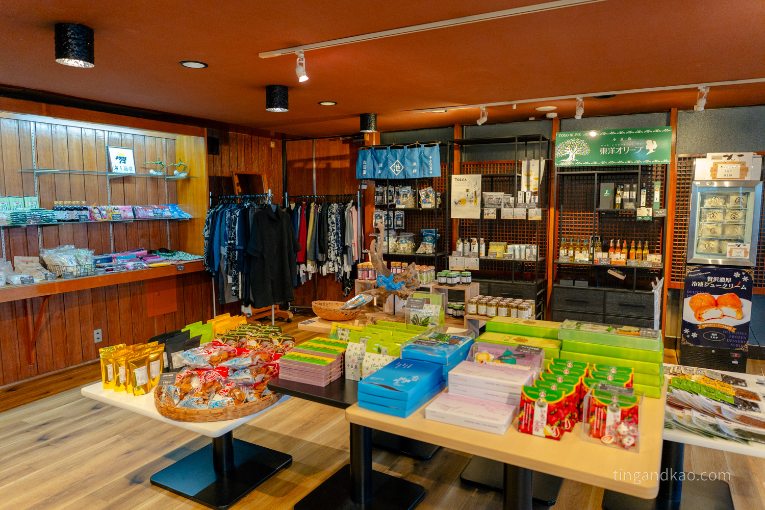 小豆島住宿推薦|天空飯店海廬:海景溫泉、一泊二食全紀錄 - 第24張圖 天空飯店 海廬 販賣部環境