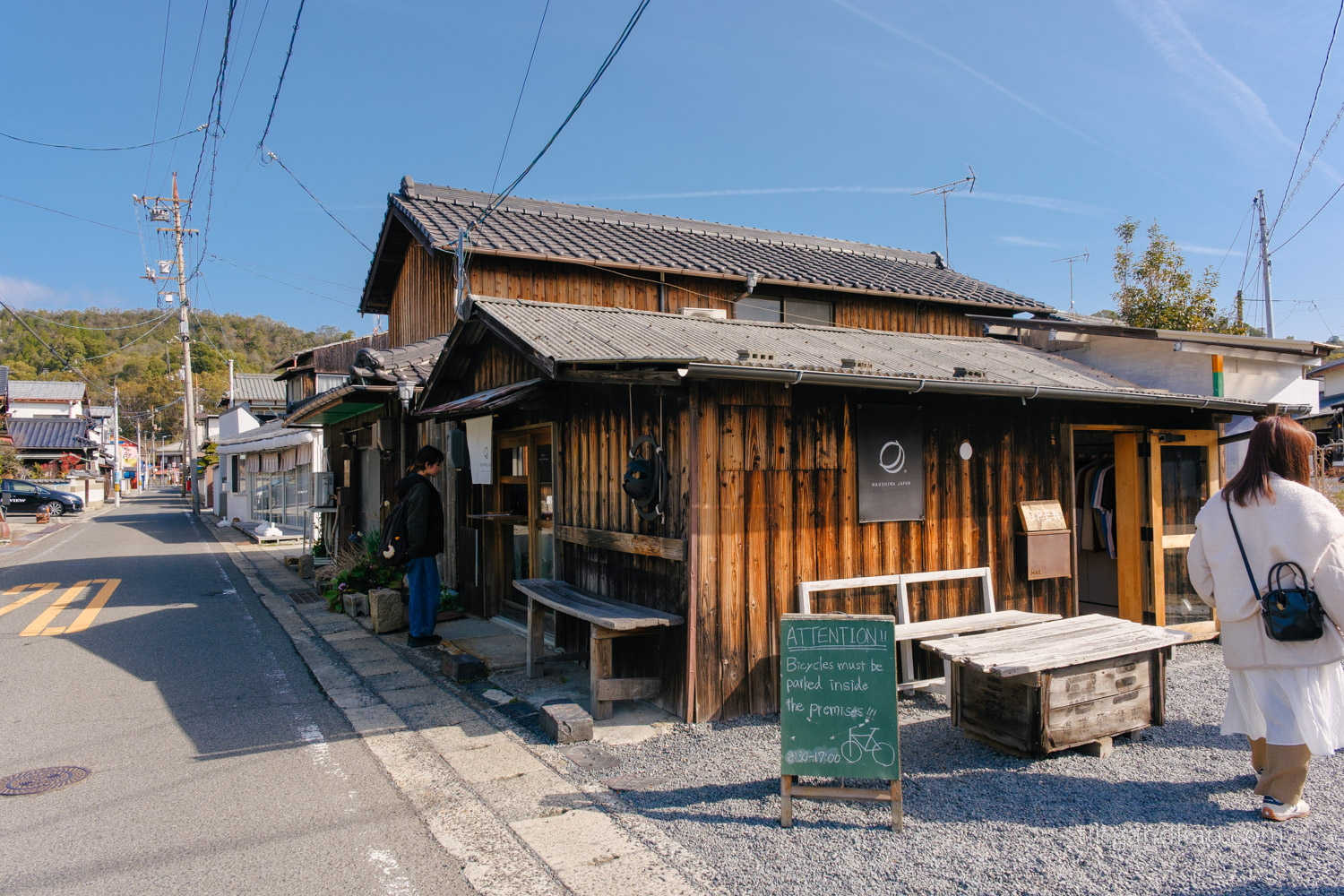 直島咖啡 Mikazukishoten｜港口旁的木造民宅咖啡店
