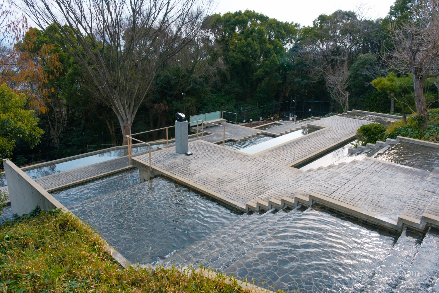 屋島四國村｜高松屋島山麓必訪景點，半日漫遊古民家與藝術建築