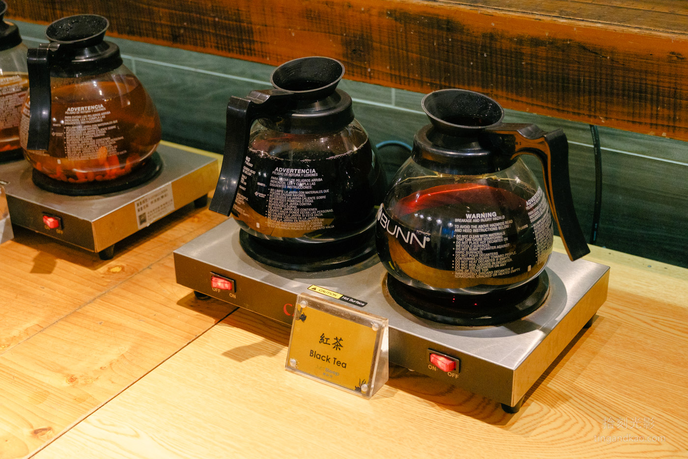 宜蘭礁溪住宿推薦|捷絲旅礁溪館,交通、房型、早餐、公共設施全攻略 - 第13張圖 捷絲旅礁溪館迎賓茶點紅茶