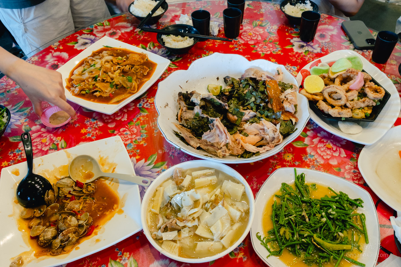 火山爆發雞菜餚