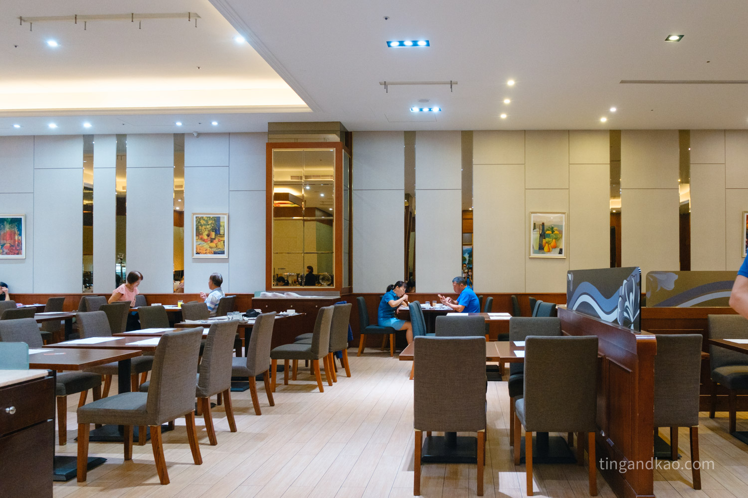 台南住宿|富信大飯店,鄰近赤崁樓、國華街,附免費接駁車與早餐介紹 - 第29張圖 台南住宿|富信大飯店,鄰近赤崁樓、國華街,附免費接駁車與早餐介紹