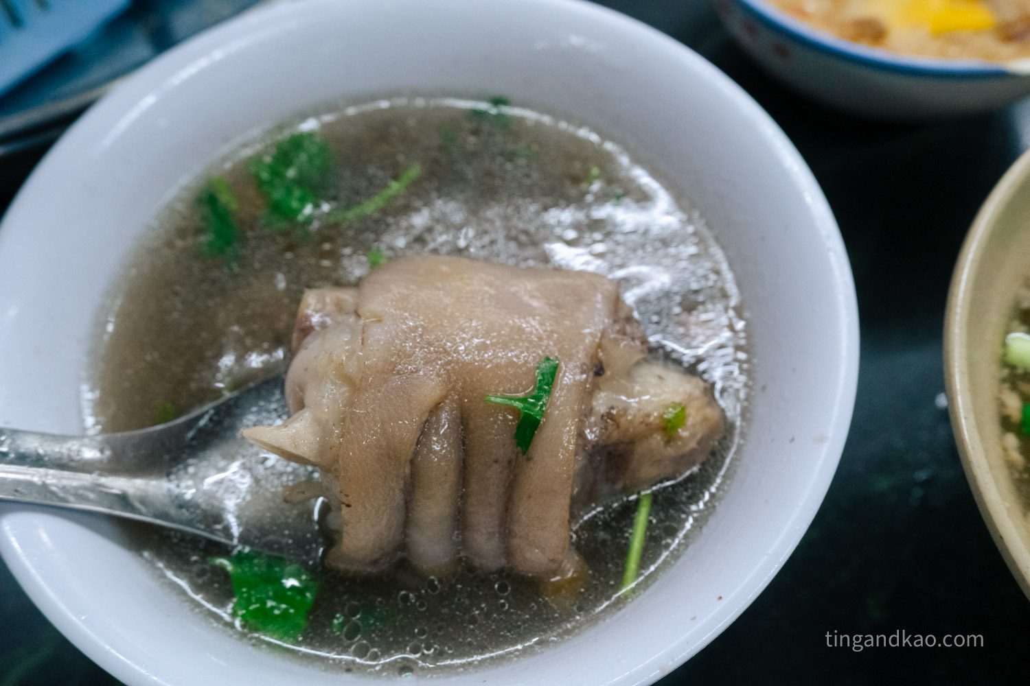阿蘭碗粿豬腳花生湯