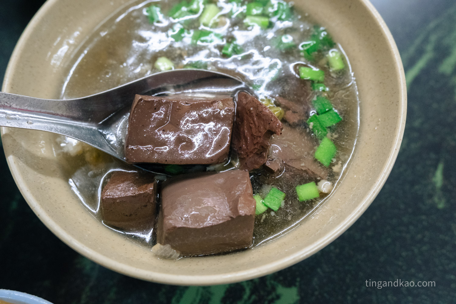 阿蘭碗粿豬血湯