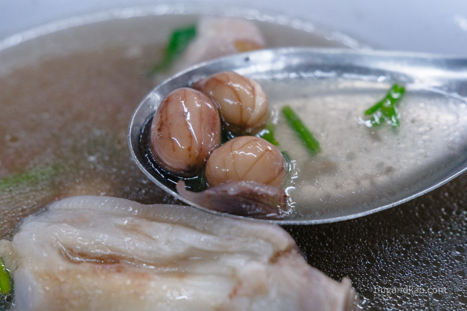 阿蘭碗粿豬腳花生湯