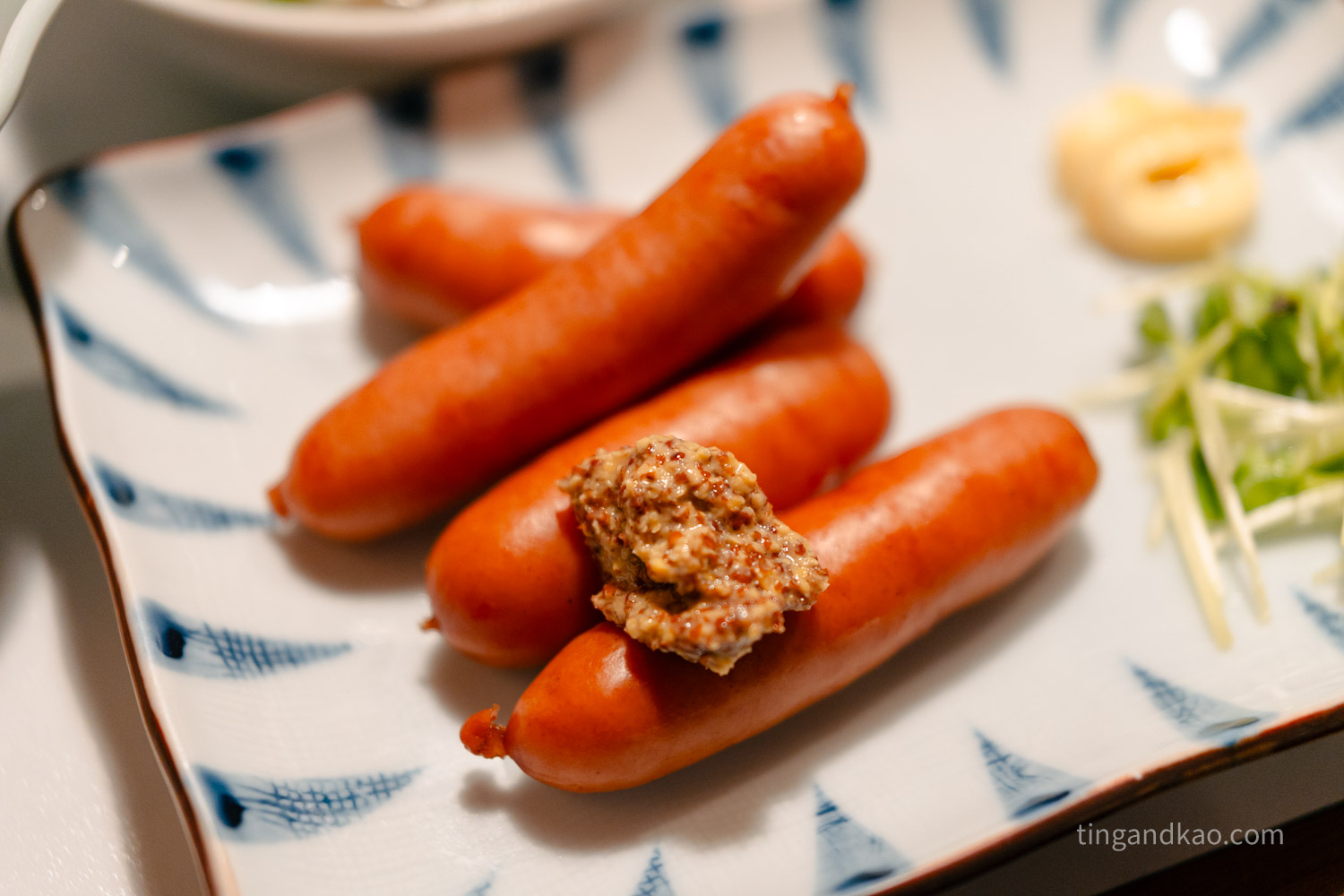 高松美食|骨付鳥 寄鳥味鳥,兵庫町商店街人氣居酒屋,骨付鳥菜單全攻略 - 第17張圖 骨付鳥 寄鳥味鳥 水煮香腸