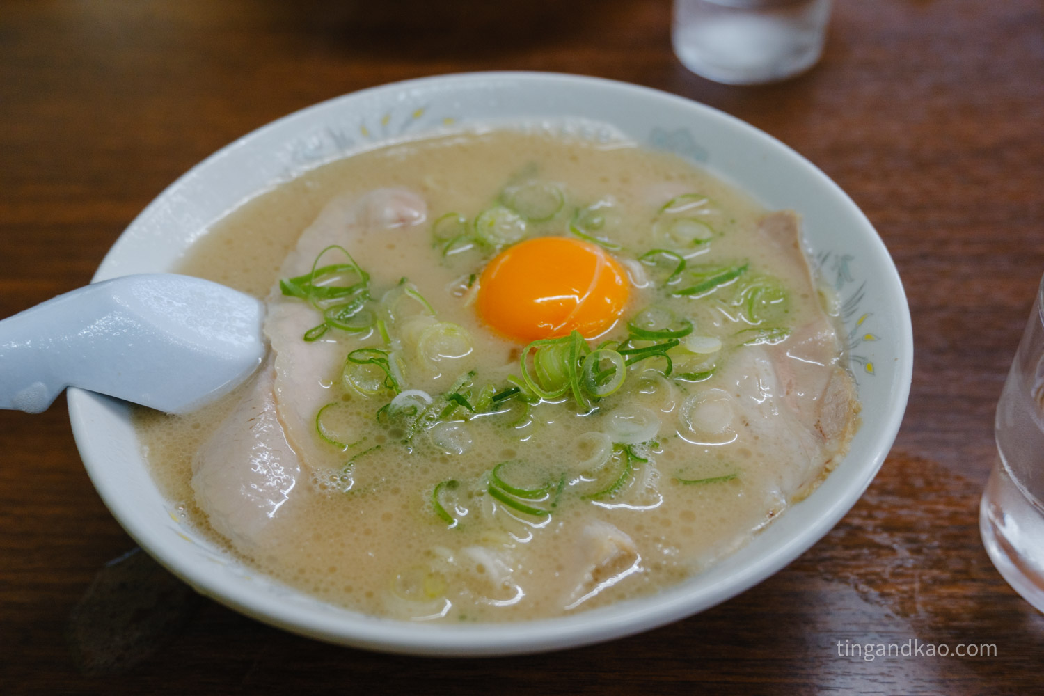 佐賀武雄美食|來久軒,55年豚骨拉麵老店,昭和風味濃厚不膩 - 第15張圖 佐賀武雄美食|來久軒,55年豚骨拉麵老店,昭和風味濃厚不膩