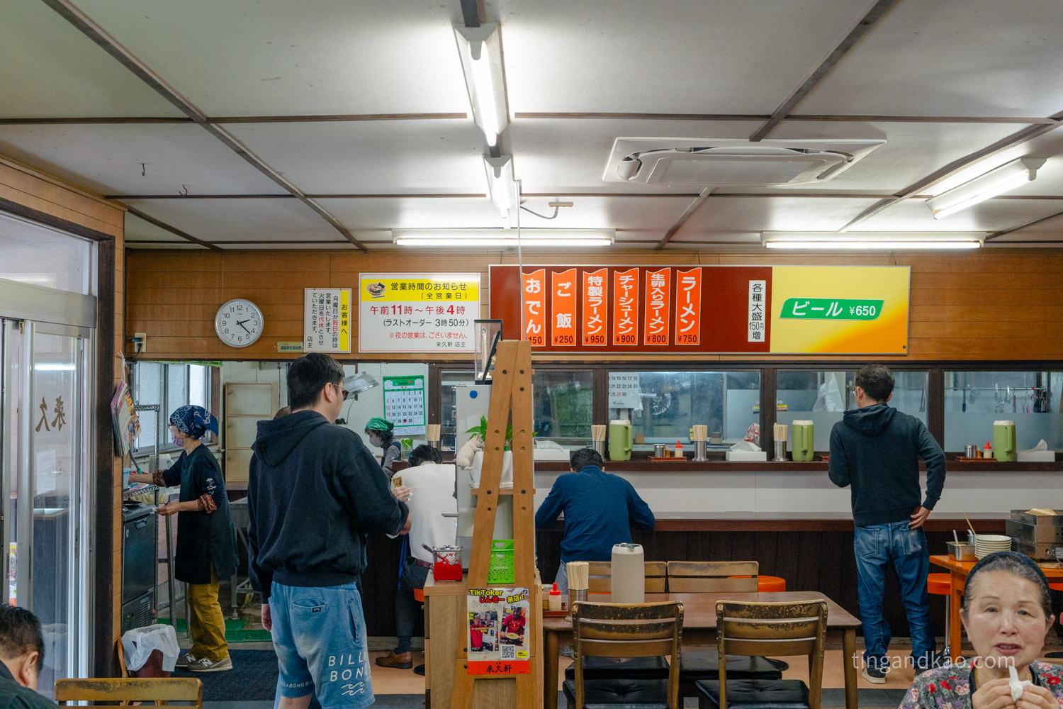 佐賀武雄美食|來久軒,55年豚骨拉麵老店,昭和風味濃厚不膩 - 第5張圖 佐賀武雄美食|來久軒,55年豚骨拉麵老店,昭和風味濃厚不膩